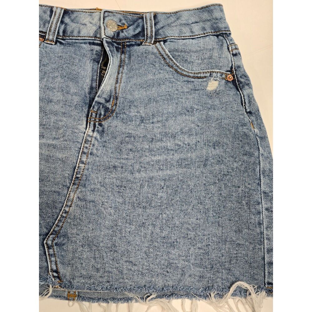 Wild Fable Denim Mini Skirt | Women's Size 4 | Blue Distressed Raw Hem - Picture 5 of 7